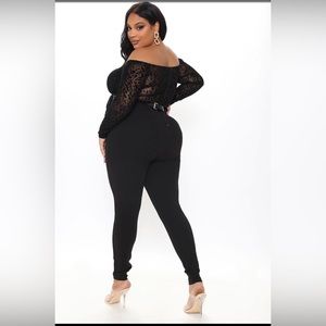 Fashion Nova Flirty Black velvet Leopard print w/ belt jumpsuit.
